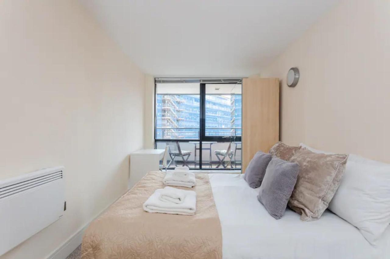 Vivid Apartment In Central Londra Esterno foto